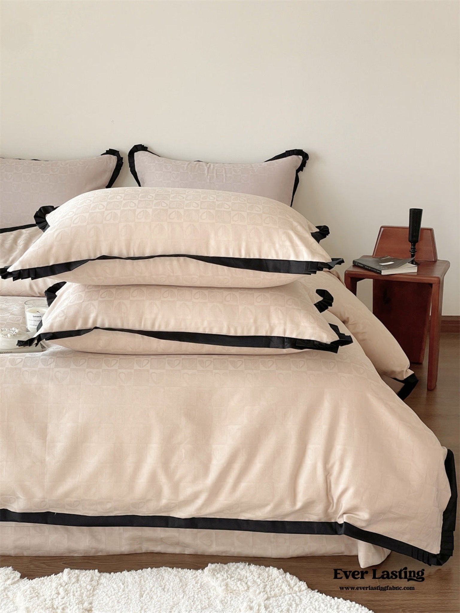 Silky Luxury Heart Textured Bedding Bundle - Ever Lasting