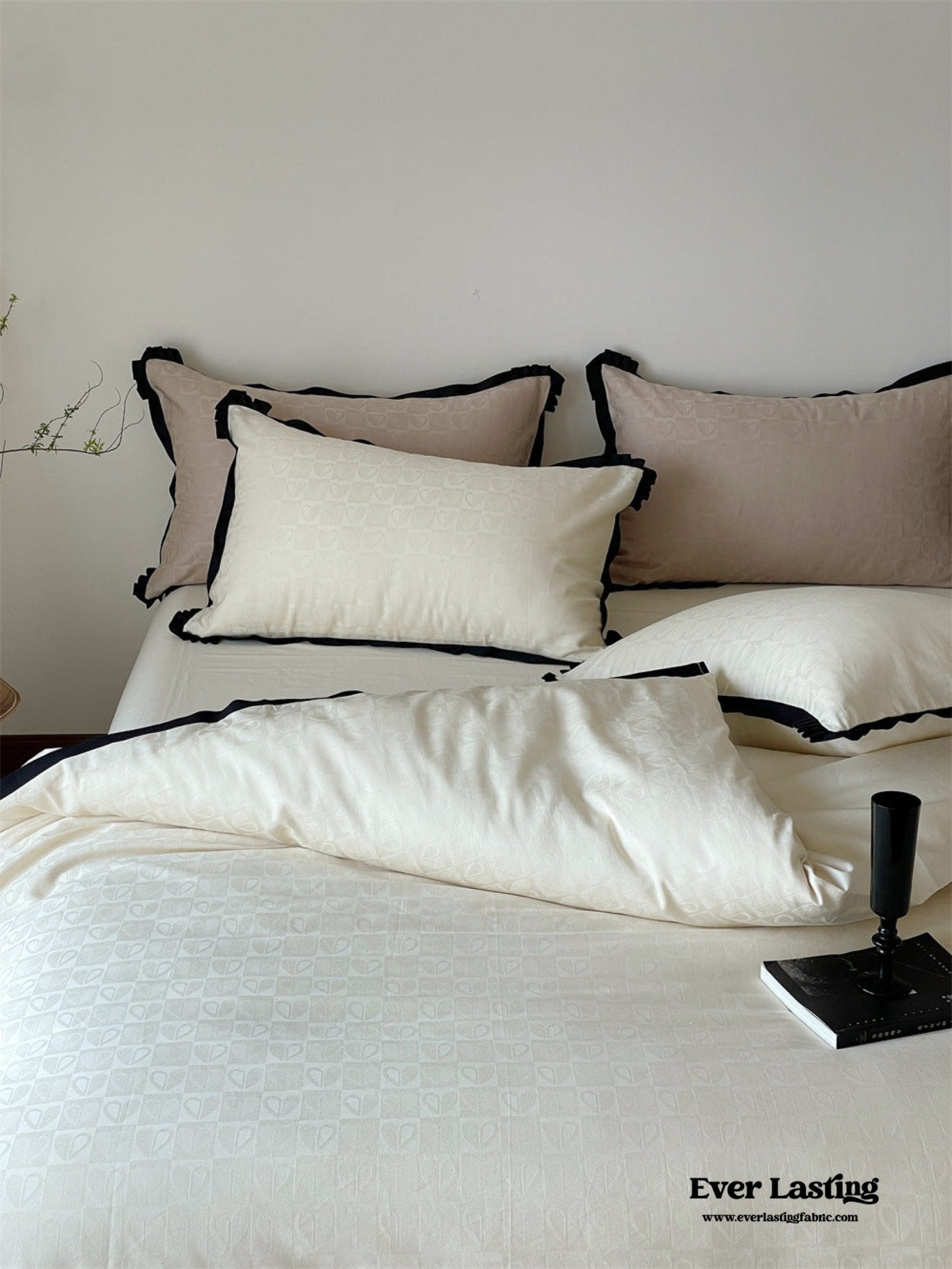 Silky Luxury Heart Textured Bedding Bundle - Ever Lasting