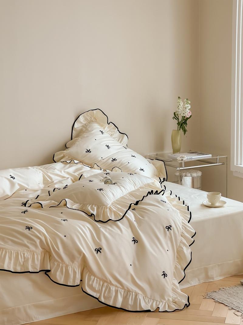  - Ever Lasting - Silky Ribbon Ruffle Bedding Set / Cream White - Bedding Set - Ever Lasting