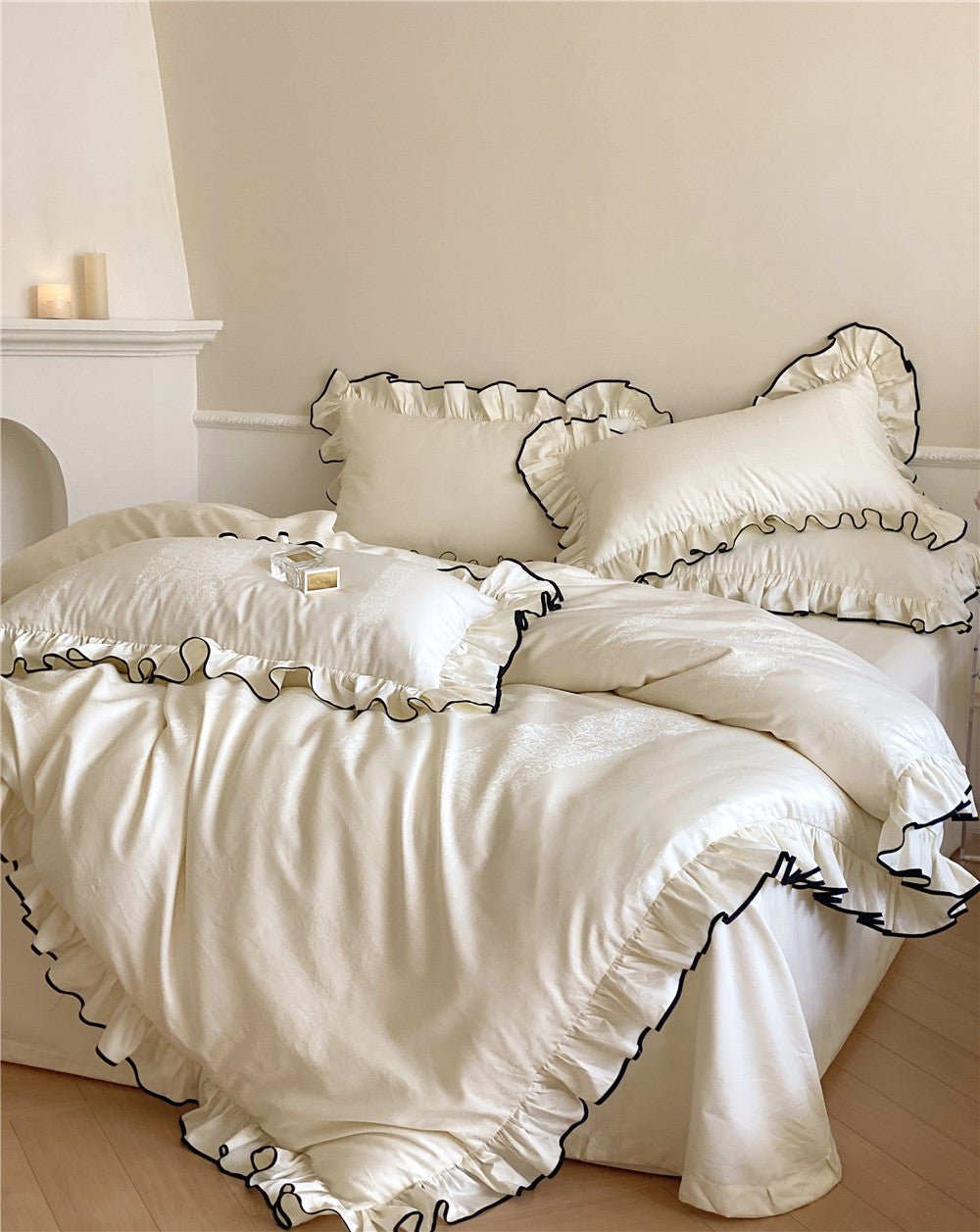  - Ever Lasting - Silky Ruffle Bed Sheet - Bed Sheets - Ever Lasting