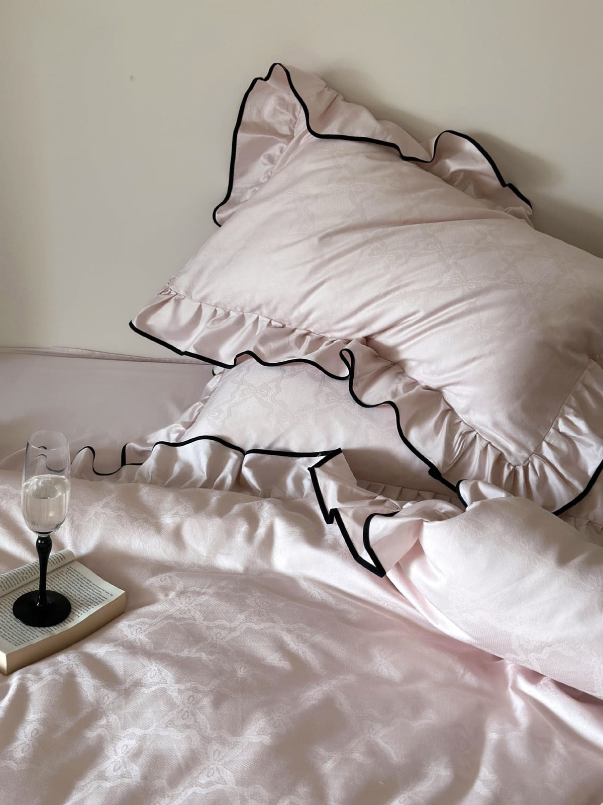 -Ever Lasting - Silky Ruffle Bedding Bundle -Bedding Bundle -Ever Lasting