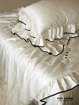Silky Ruffle Blanket Comforter Set / White Bedding