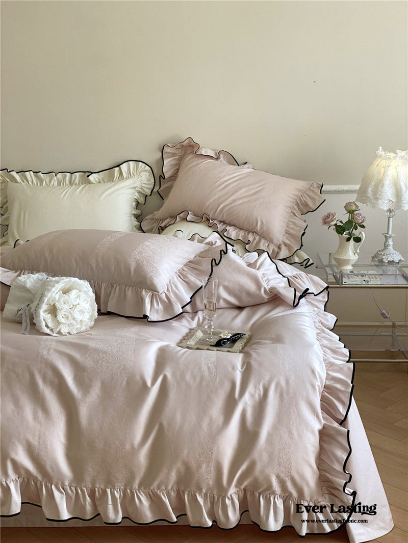 Silky Ruffle Bedding Set / White