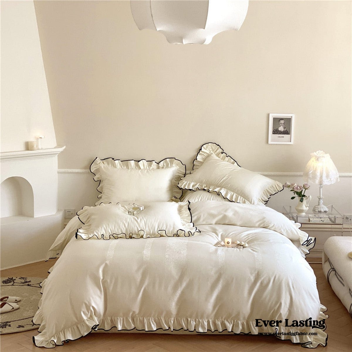 The picture everlastingfabric.com shows when its homepage is shared
