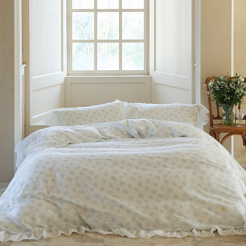 Soft Floral Bedding Set / Pink Blue Medium/Medium+ Flat