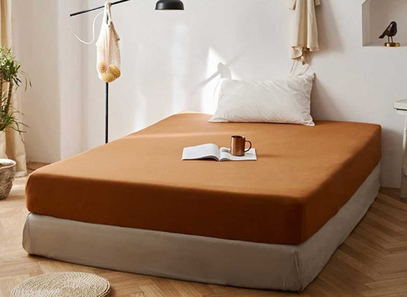 Solid Bed Sheet / White