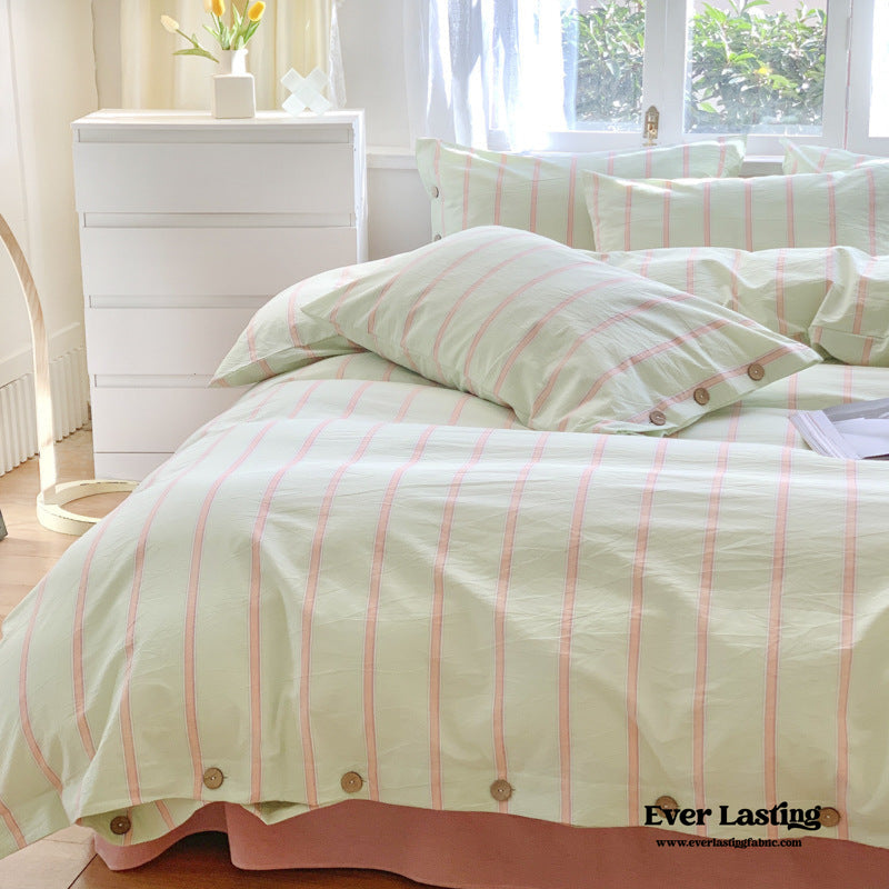 Stripe Buttoned Bedding Set / Blue Pink