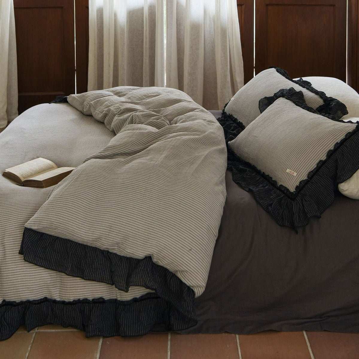 Drawstring Bedding Stripe Lace Ruffle Bedding Bundle | Cottage Bedding Set | Ever Lasting