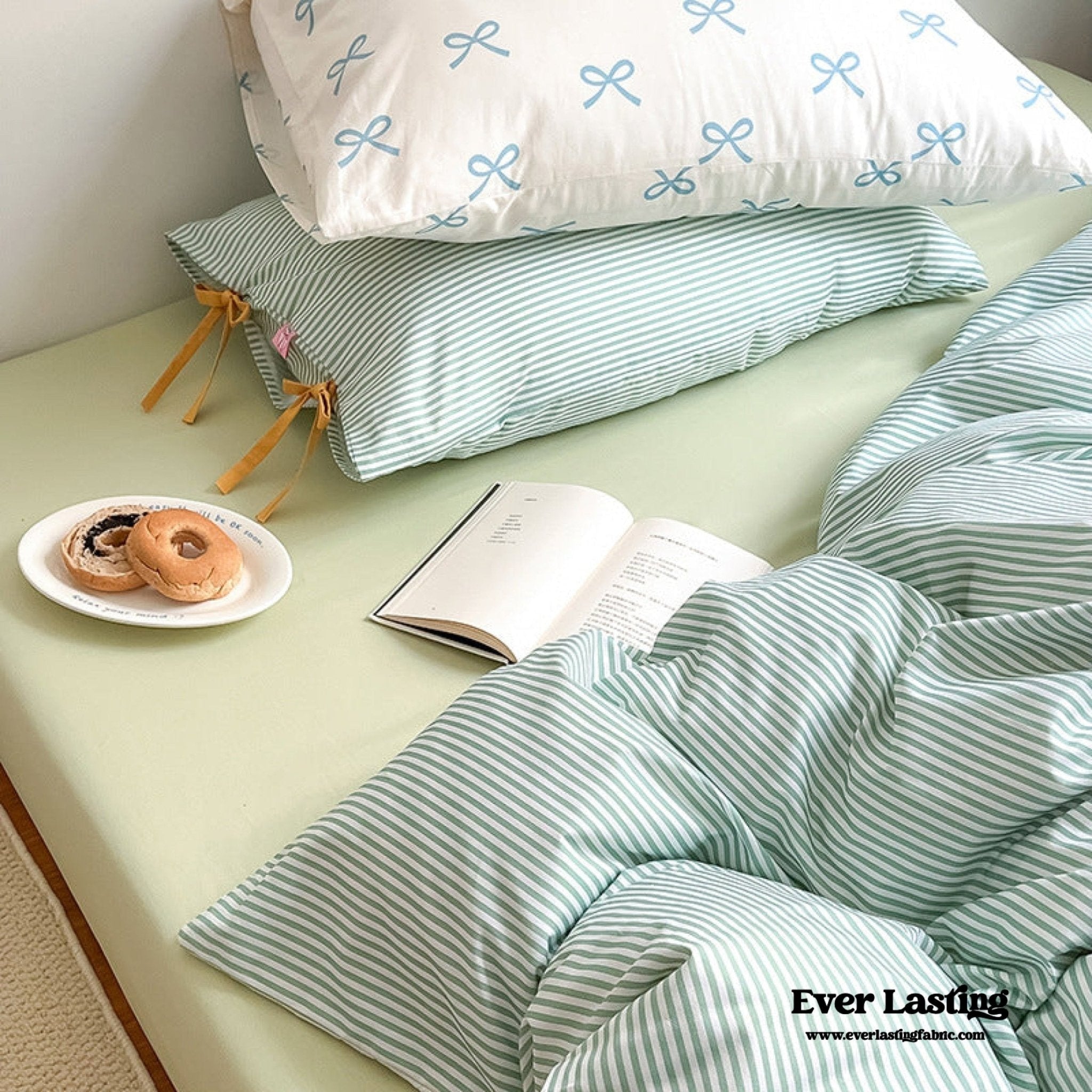 Sweet Bow Striped Bedding Set / Pink - Ever Lasting