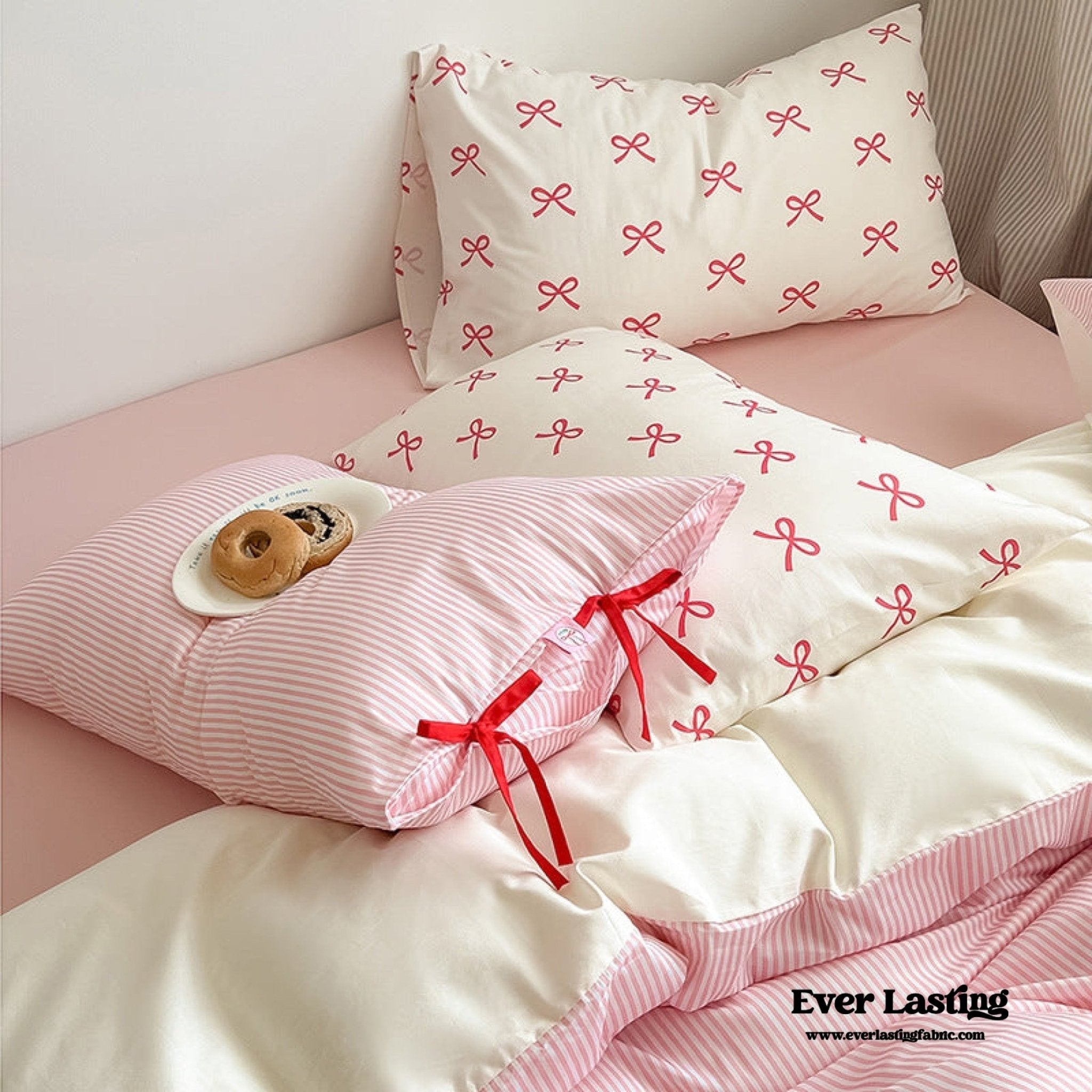 Sweet Bow Striped Bedding Set / Pink - Ever Lasting