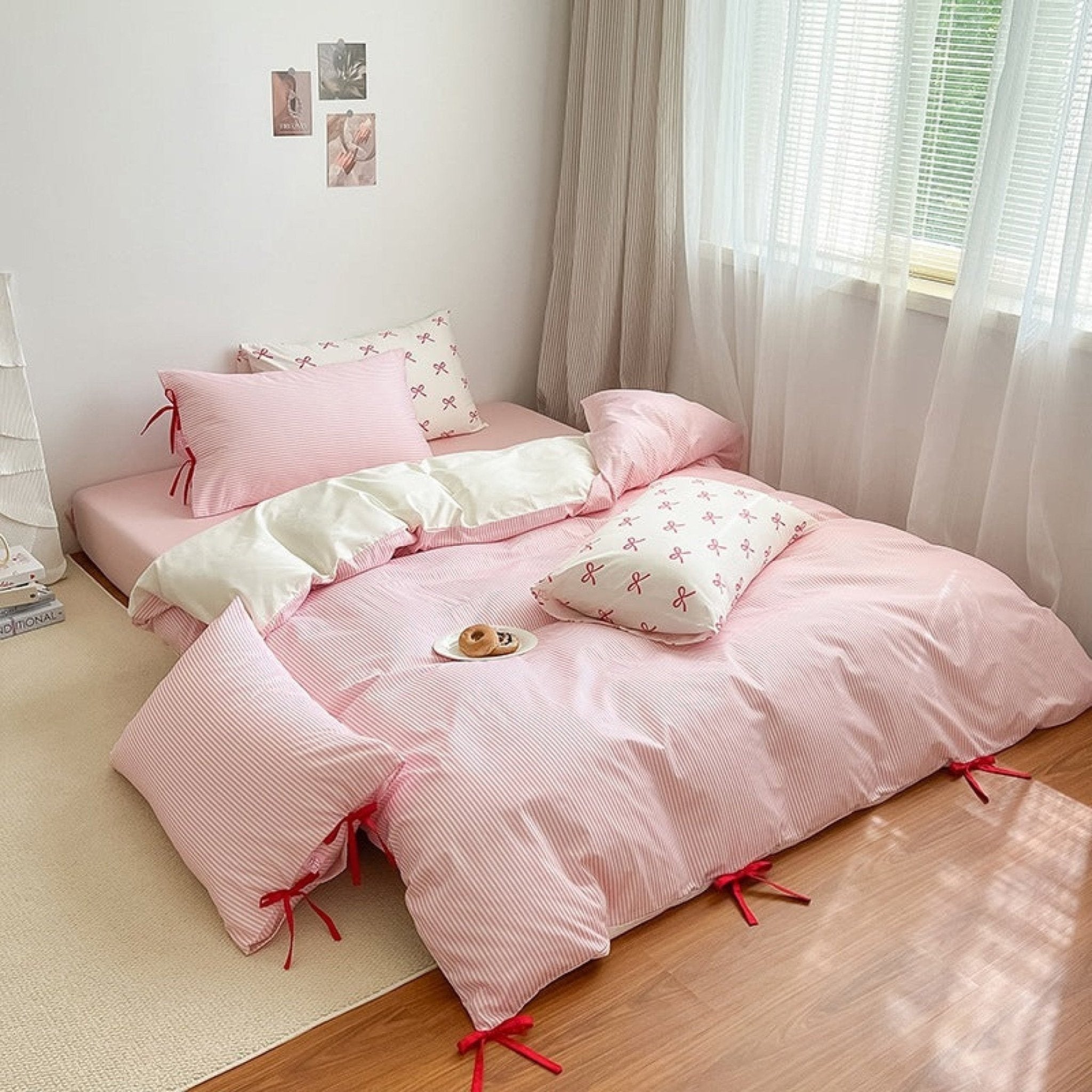Sweet Bow Striped Bedding Set / Pink - Ever Lasting