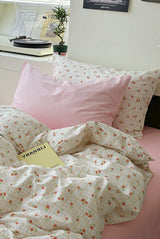 Sweet Floral Bedding Set / Pink