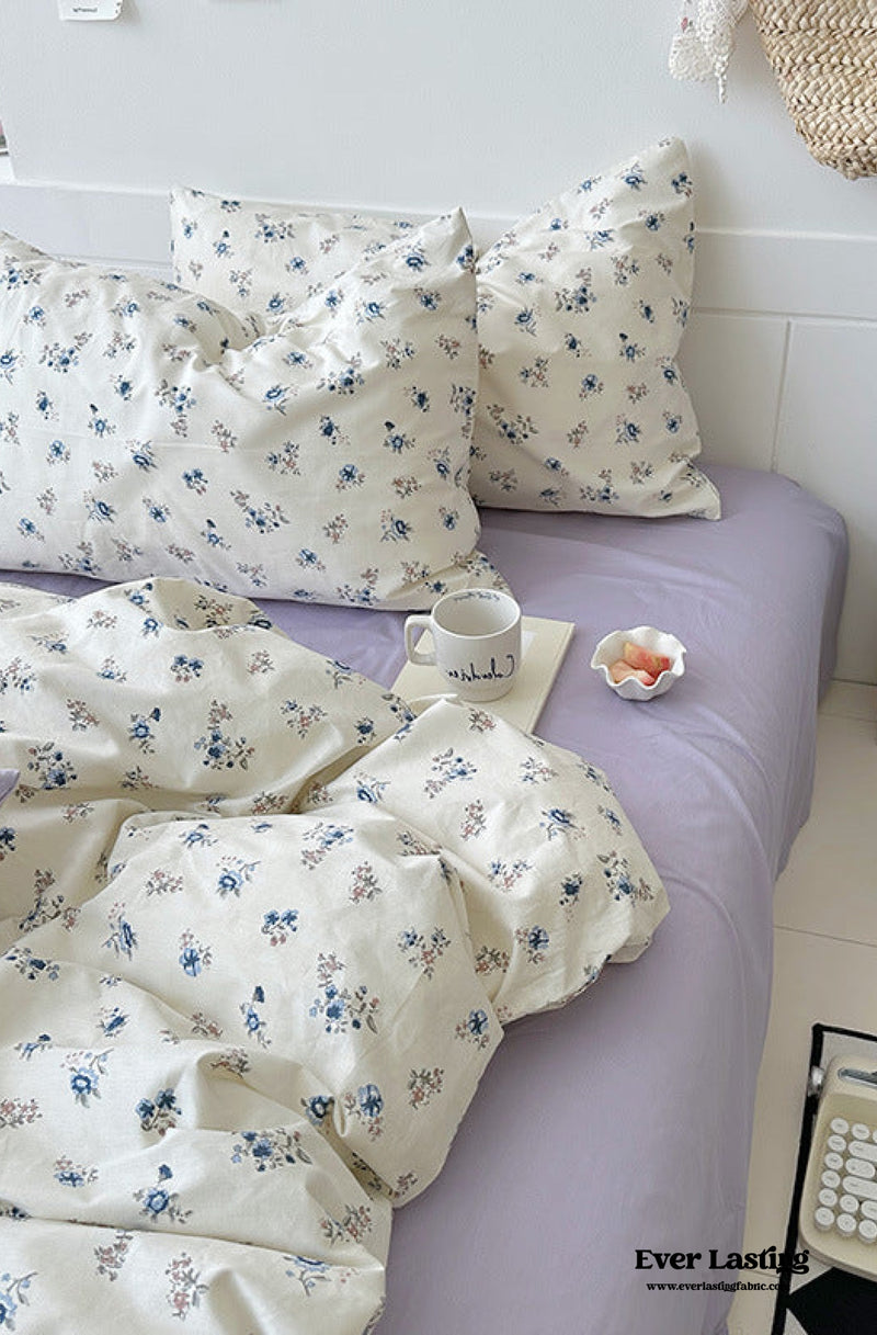 Sweet Floral Bedding Set / Purple