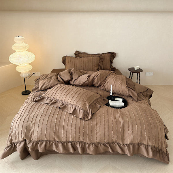 Sweet Ruffle Jacquard Bedding Set / Brown Small/Medium Flat