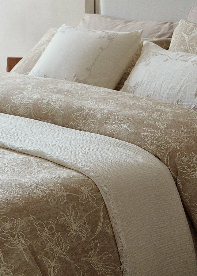  - Ever Lasting - Talia Jacquard Bedding Set / Beige - Bedding Set - Ever Lasting
