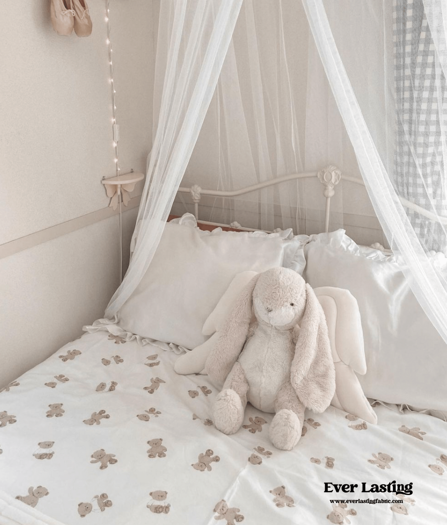 Teddy Duvet Cover / White + Beige - Ever Lasting