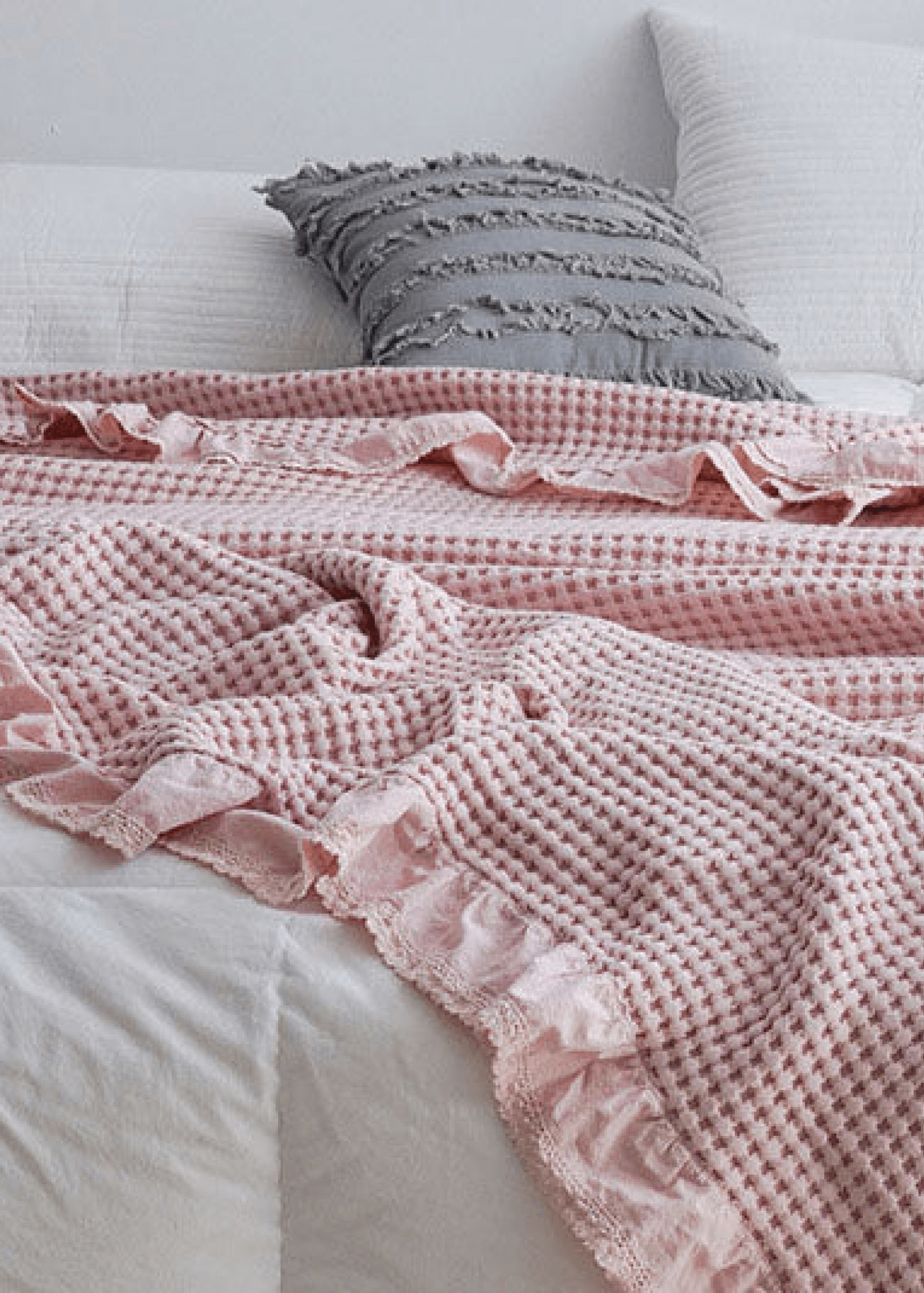  - Ever Lasting - Textured Ruffle Cotton Blanket / Pink - Blankets - Ever Lasting