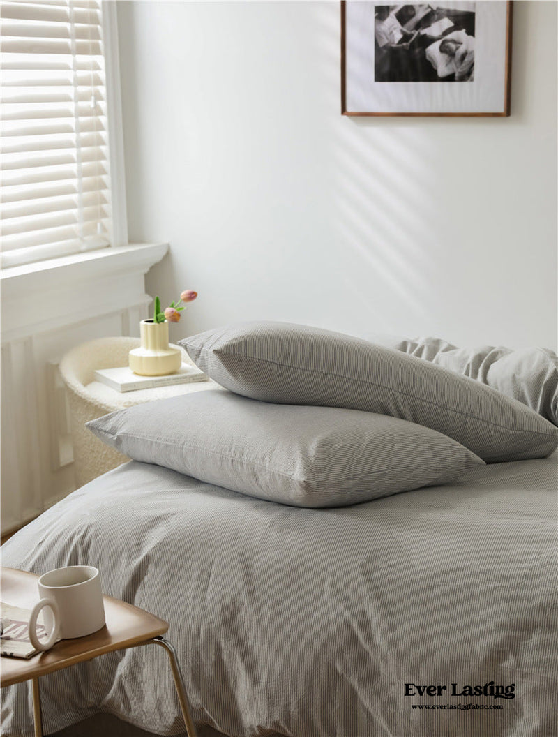 Thin Stripe Bedding Set / Blue