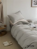 Thin Stripe Bedding Set / Blue