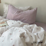 Thin Stripe Floral Bedding Set