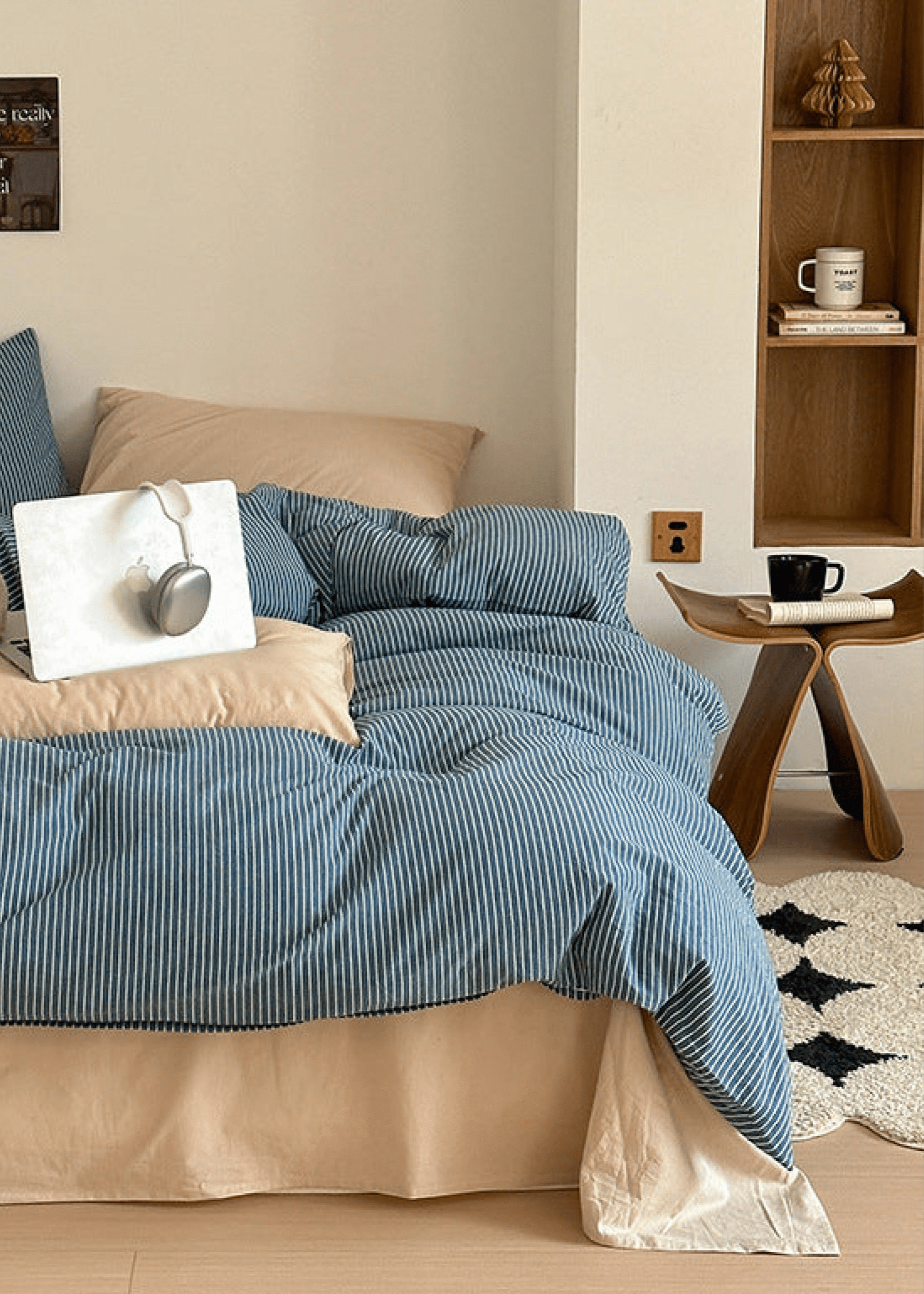  - Ever Lasting - Thin Striped Bedding Set / Red - Bedding Set - Ever Lasting