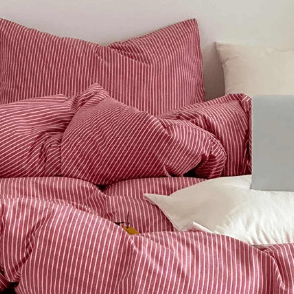  - Ever Lasting - Thin Striped Small Room Bedding Set / Red - Bedding Set - Ever Lasting