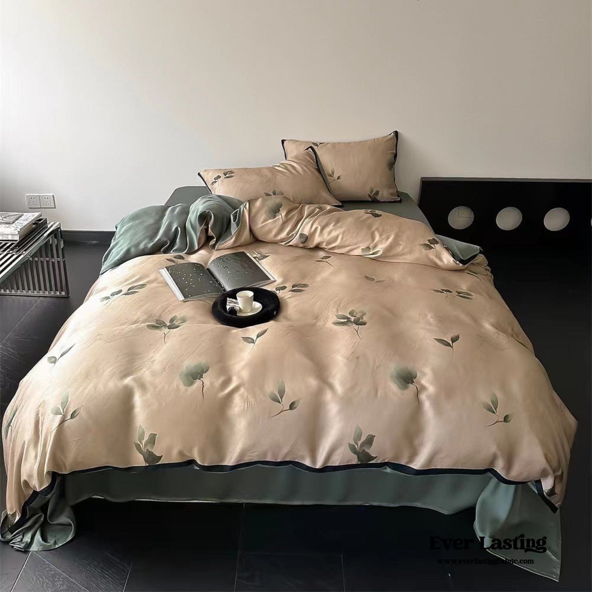 Twilight Zone Silky Tencel Bedding Set / White + Gray - Ever Lasting
