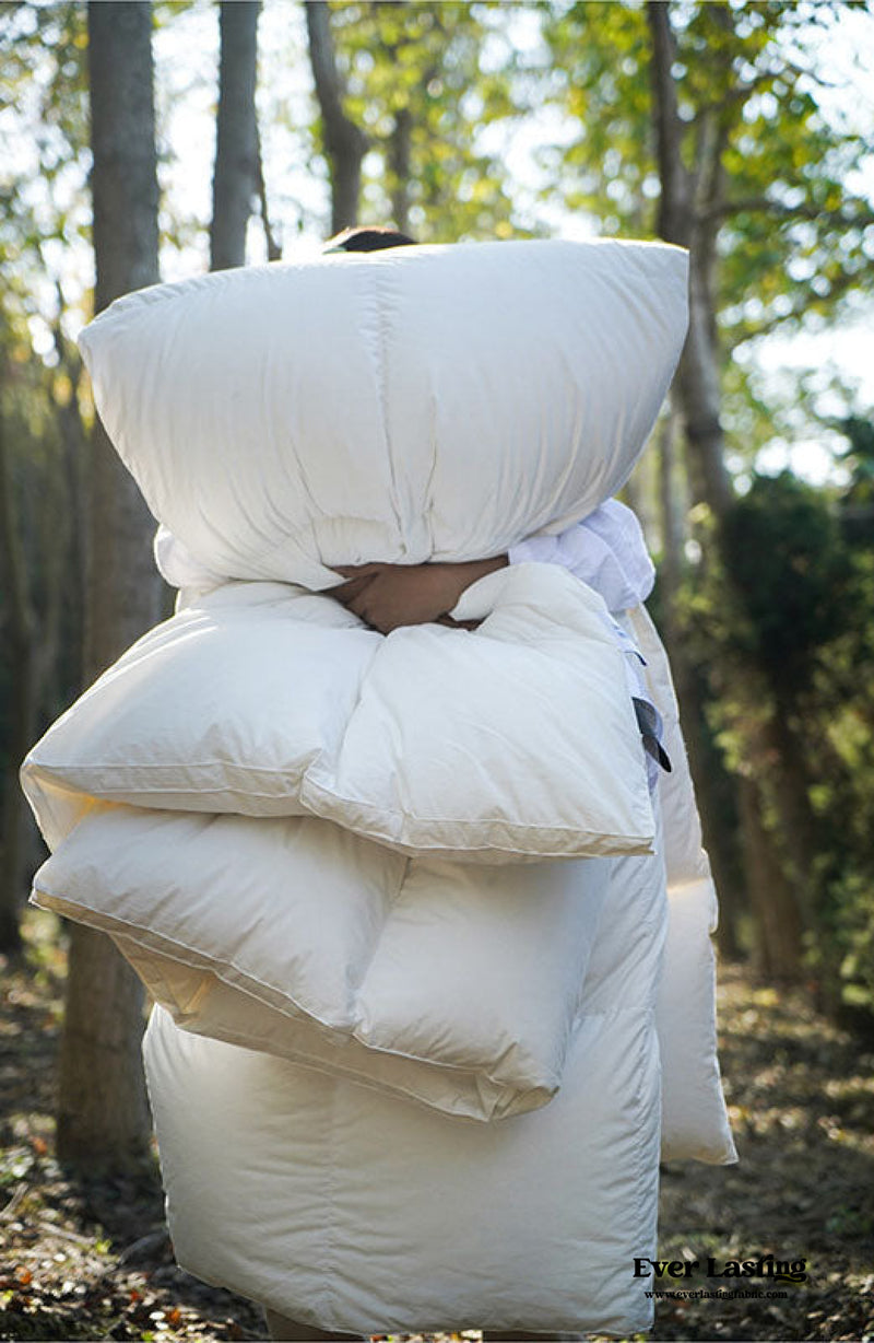 Ultra Fluffy Goose Down Duvet Insert Comforter / White