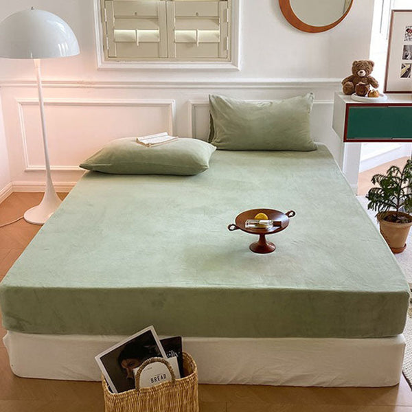 Velvet Fitted Sheet (9 Colors) Green / Medium Bed