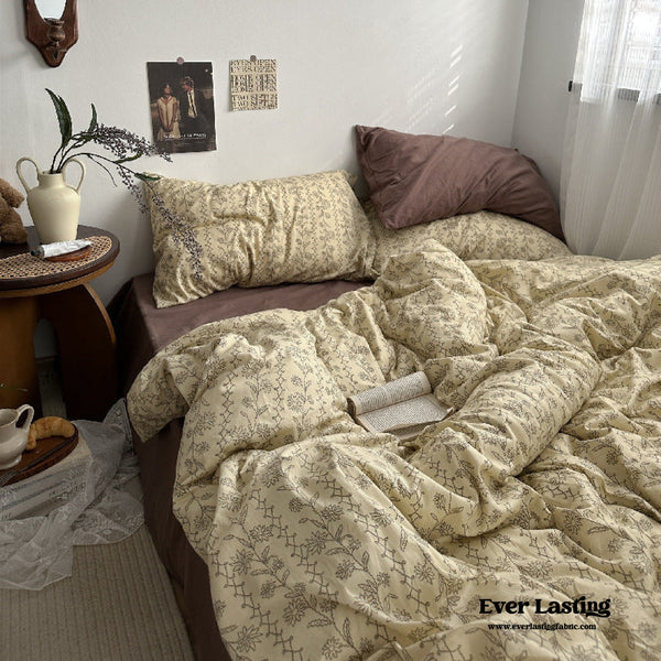 Vintage Inspired Dark Floral Bedding Bundle