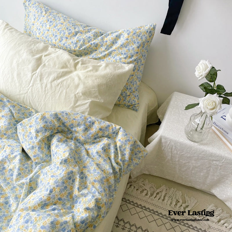 Vintage Inspired Floral Bedding Set / Blue + Yellow