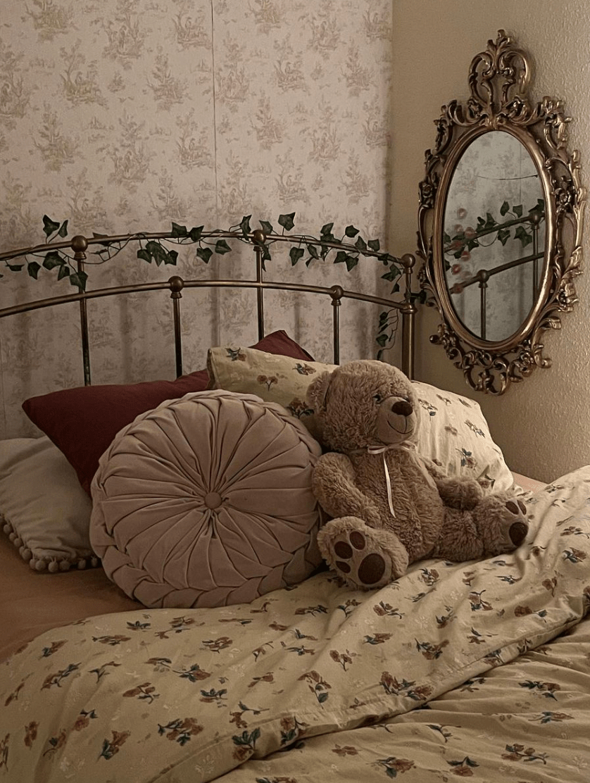  - Ever Lasting - Vintage Inspired Floral Bedding Set / Brown + Beige - Bedding Set - Ever Lasting