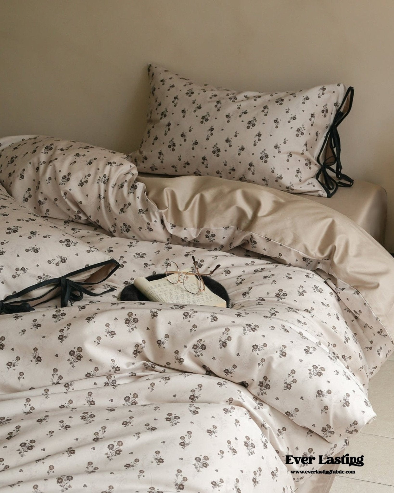 Violetta Silky Cottage Floral Bedding Bundle - Ever Lasting