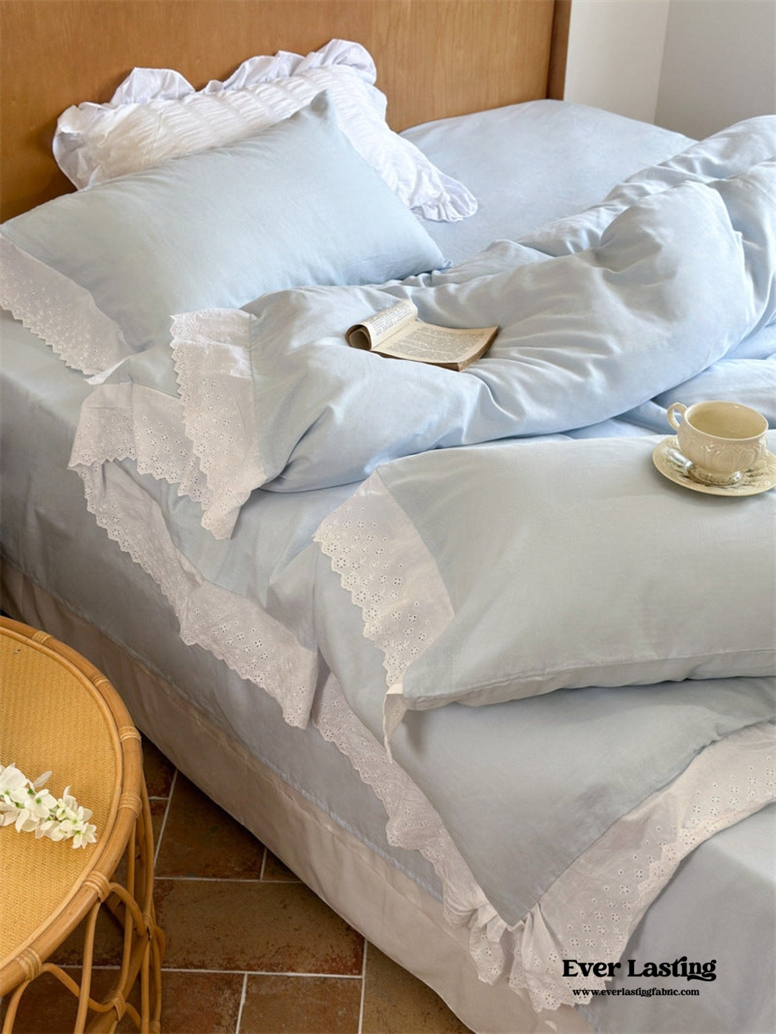 White Ruffle Lace Bedding Bundle - Ever Lasting