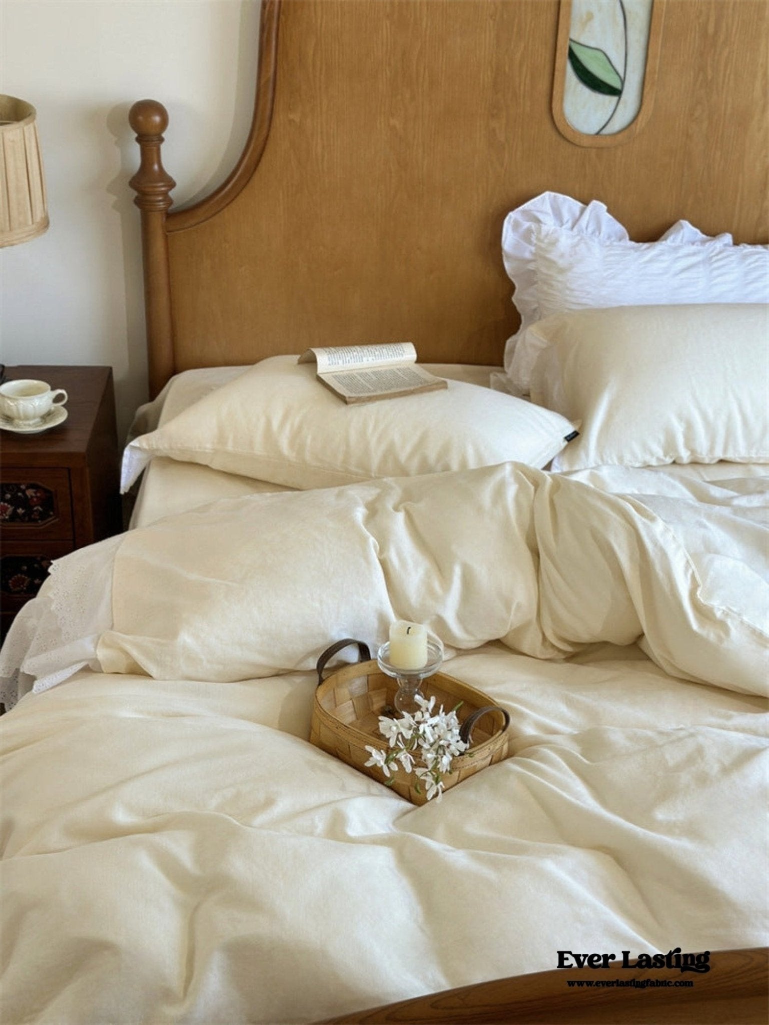 White Ruffle Lace Bedding Set / Purple - Ever Lasting