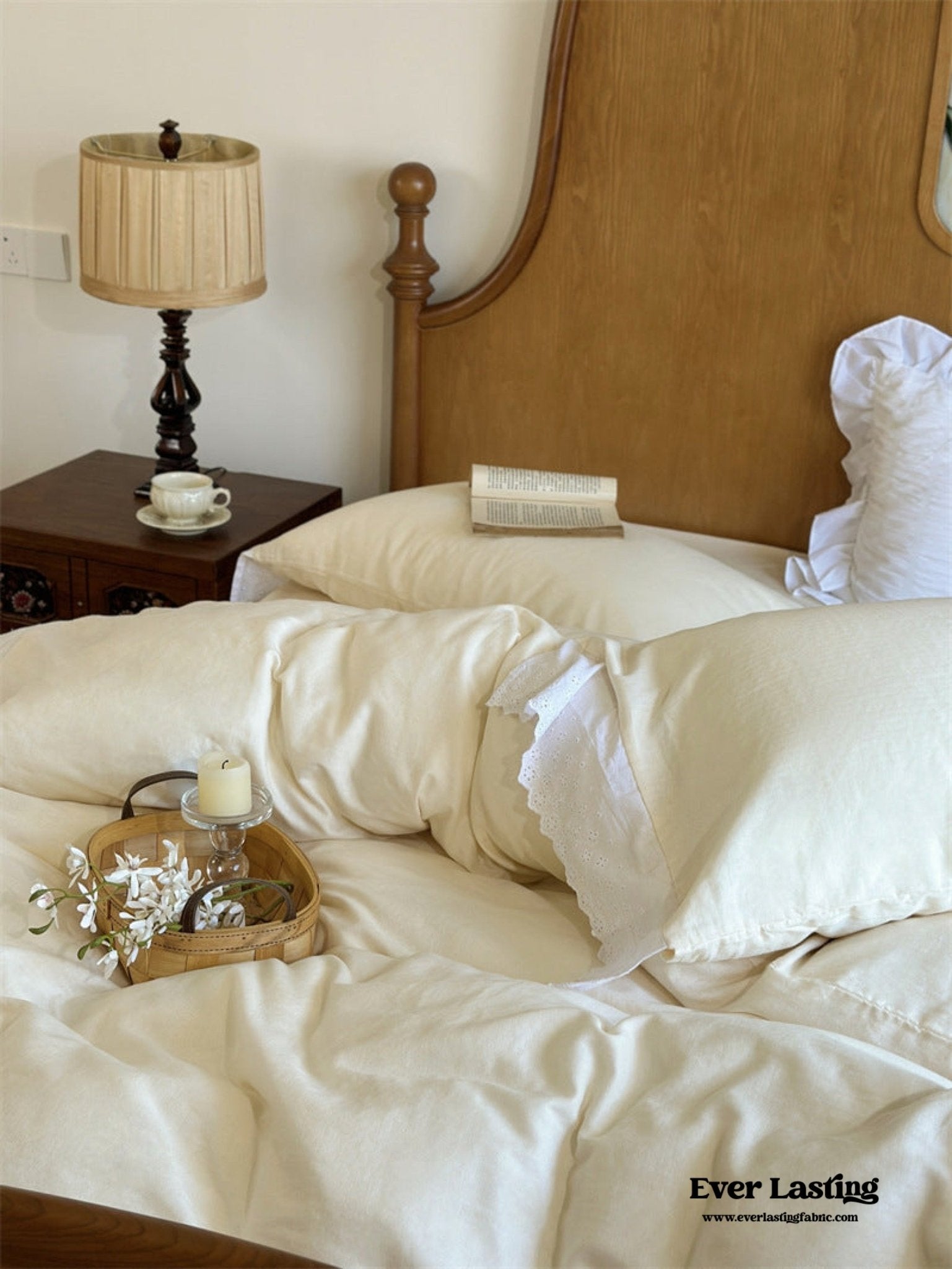 White Ruffle Lace Bedding Set / Yellow - Ever Lasting