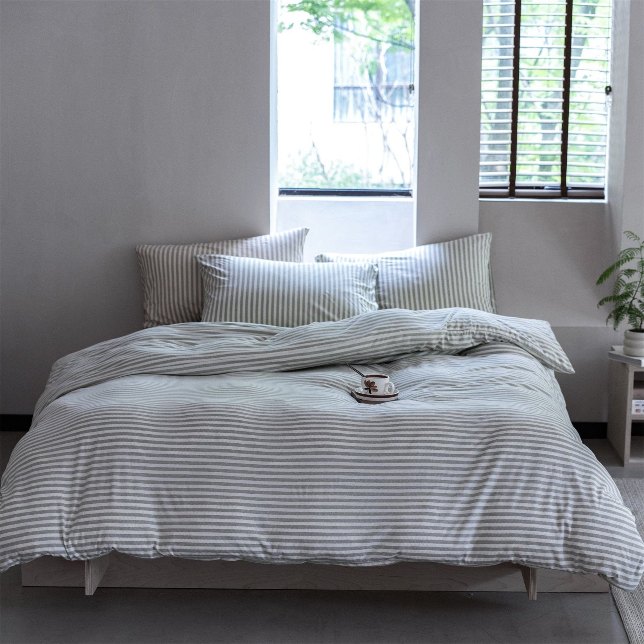 Wren Fresh Striped Jersey Knit Bedding Set / Beige - Ever Lasting